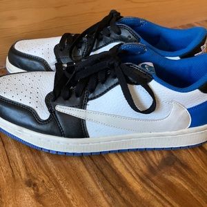 Nike Jordan 1 low Travis Scott Fragment
